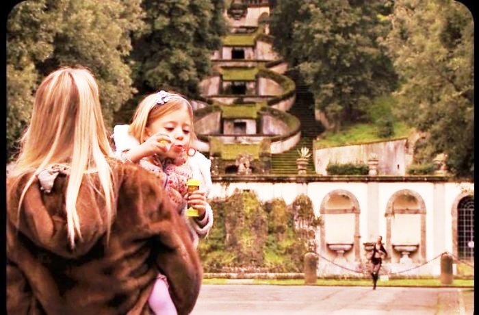 01 EYES Regia Di Maria Laura Moraci