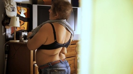 01 NON E' AMORE QUESTO Regia Di Teresa Sala