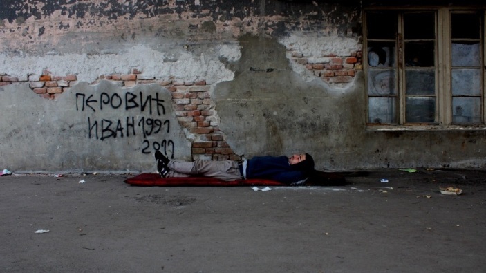 01 Ph NON PERSONE Di V. Nardo, A. Mancini, C. Ercolani, G. Monaco