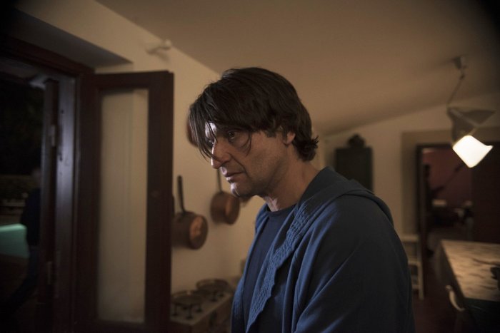 03 BACK HOME Regia Di Marcello De Archangelis