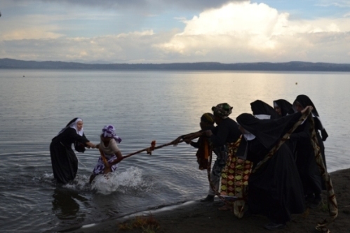 SORELLE regia di Anna Maria Loliva