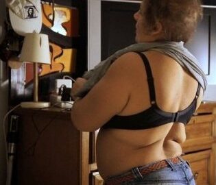 Copertina NON E’ AMORE QUESTO Regia Di Teresa Sala