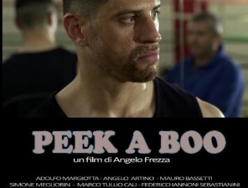 PEEK A BOO LOCANDINA