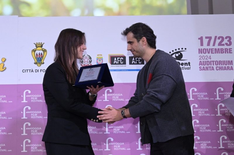 04e MENZIONE Al Doc DIPENDENZE NO GRAZIE Regia Federico Toscano (in Ph Federica Montesardi) 23nov360