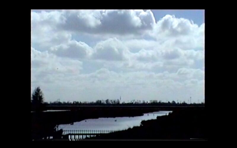 Fotogramma Espatriati 3 Bis